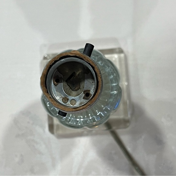 Antique Glass Table Lamp - Picture 8 of 12